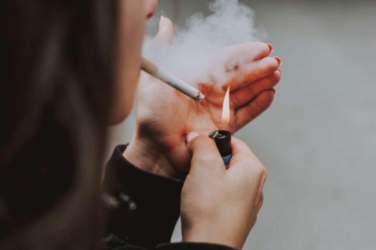 el-tabaco-y-la-salud-capilar