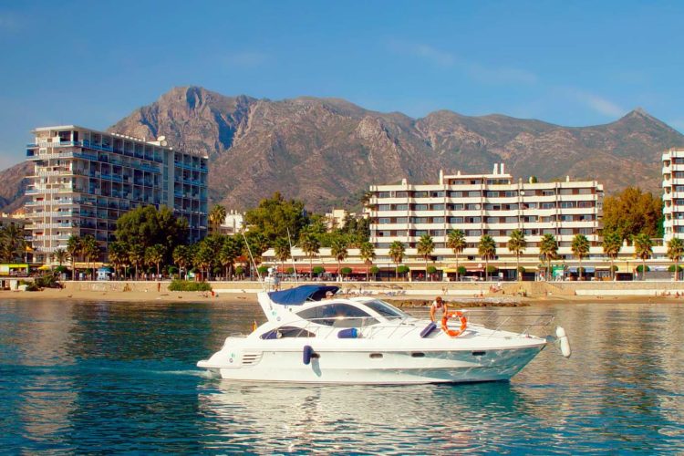 Marbella-epicentro-del-trasplante-capilar-en-España